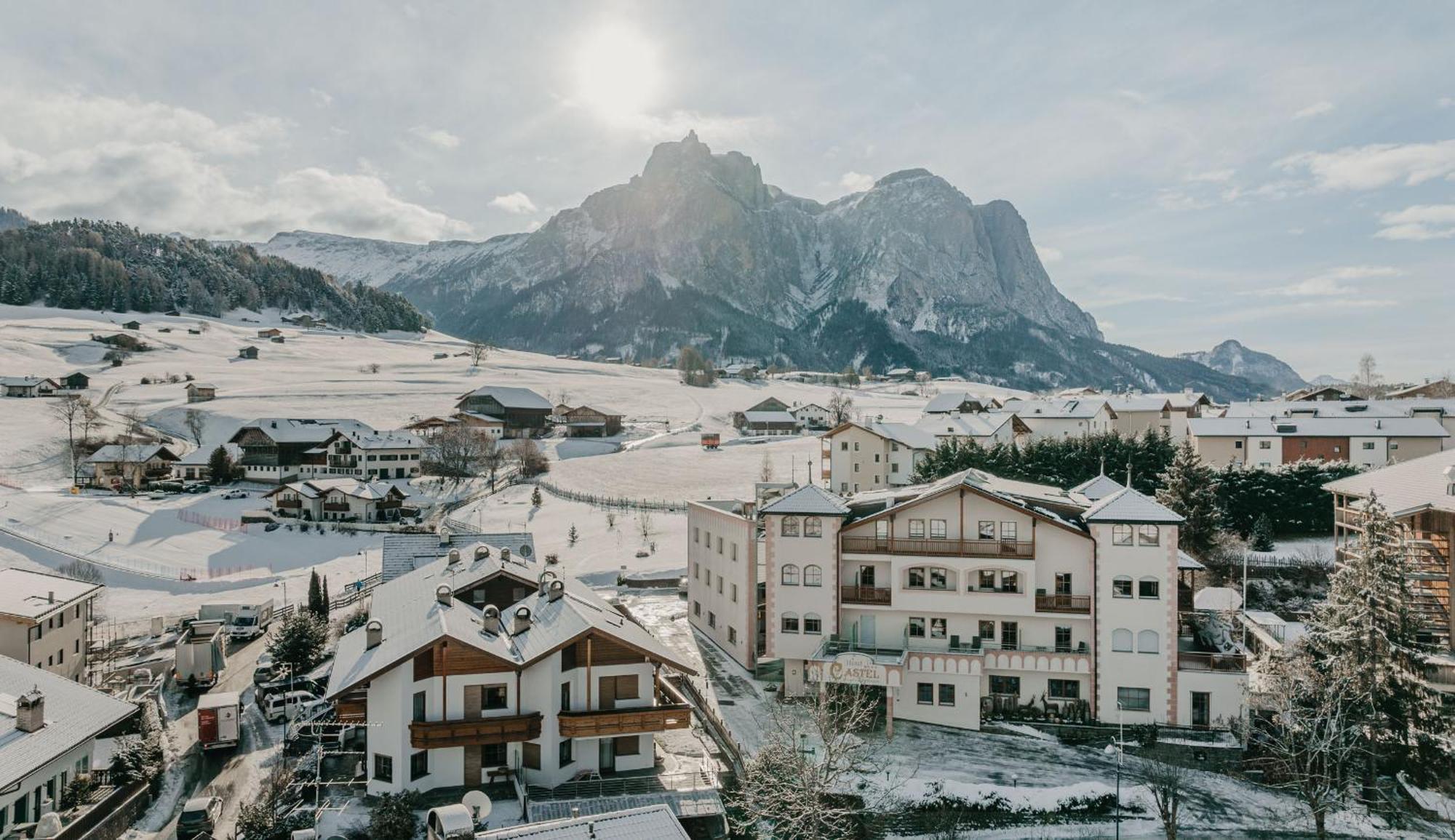 Hotel Castel Oswald Von Wolkenstein Castelrotto Bagian luar foto