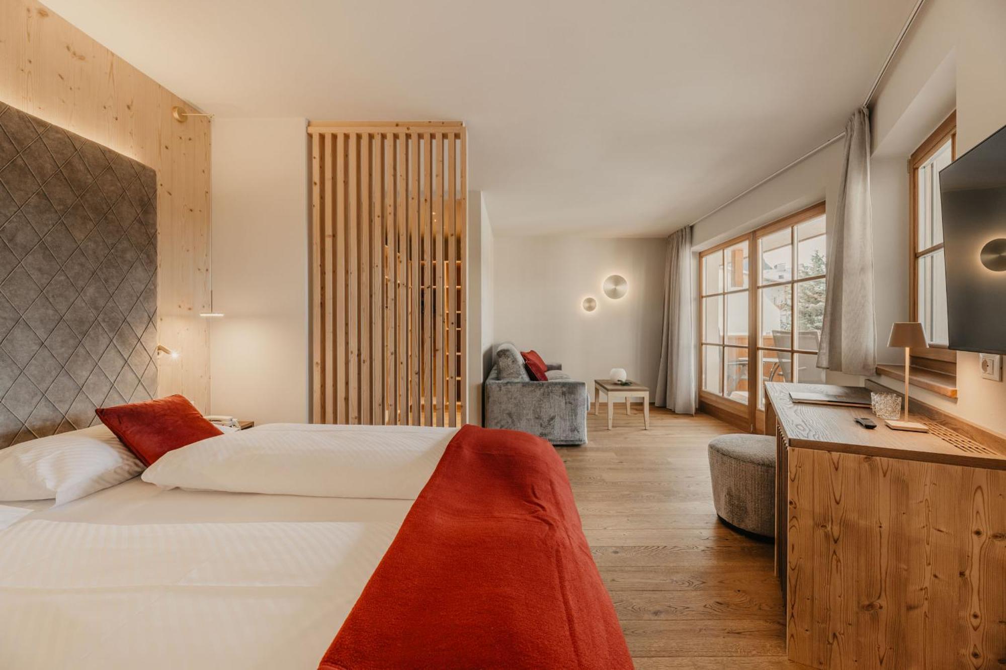Hotel Castel Oswald Von Wolkenstein Castelrotto Bagian luar foto