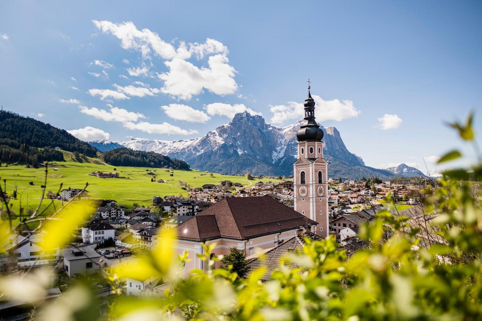 Hotel Castel Oswald Von Wolkenstein Castelrotto Bagian luar foto