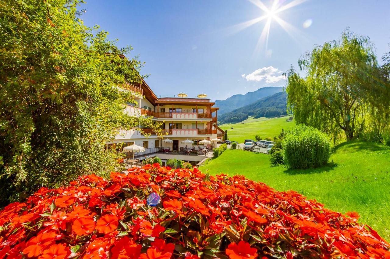 Hotel Castel Oswald Von Wolkenstein Castelrotto Bagian luar foto